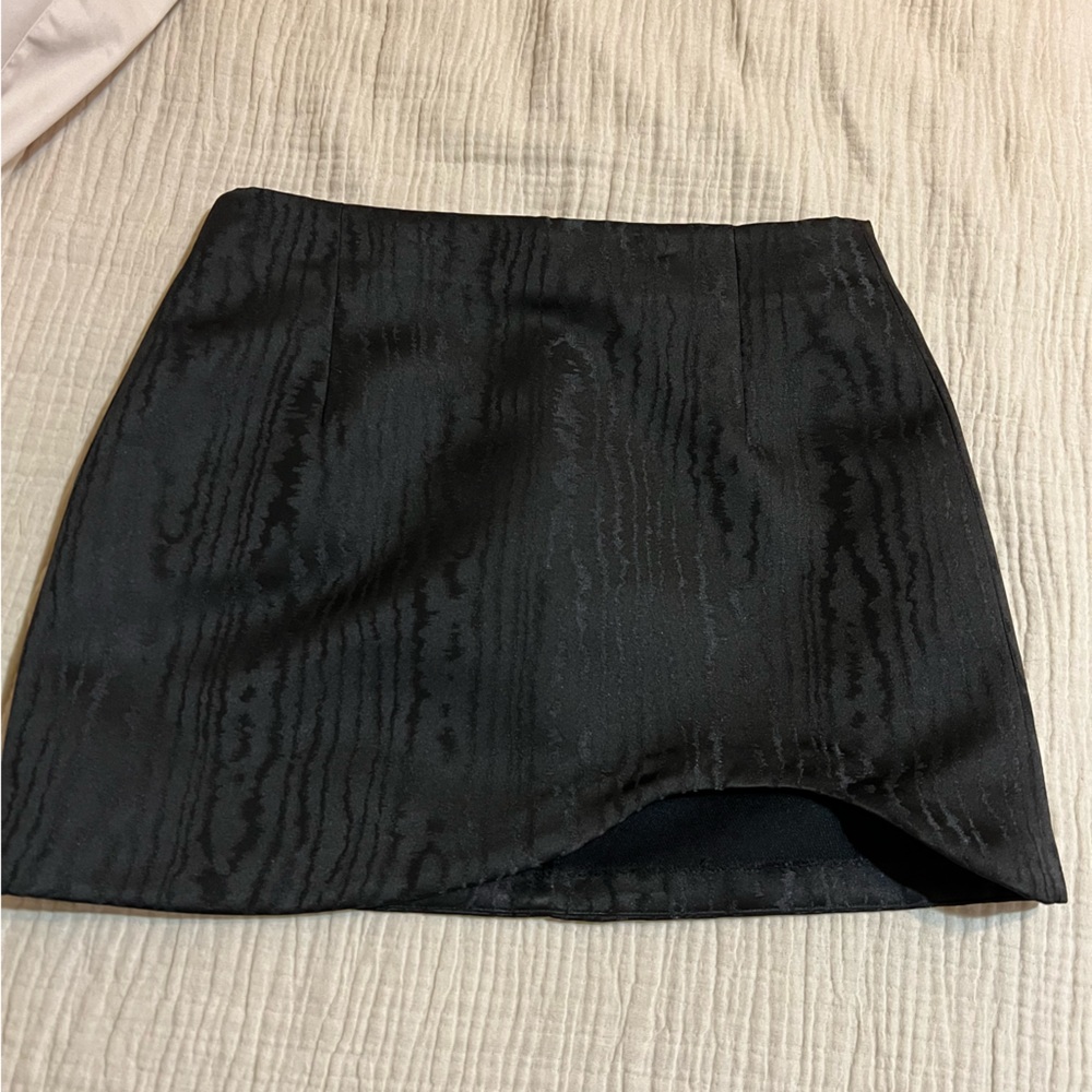 Zara satin mini skirt